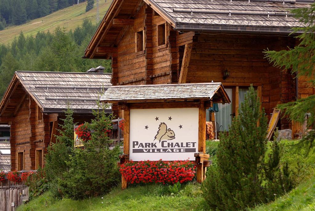 Park Chalet Village Livigno Exterior photo